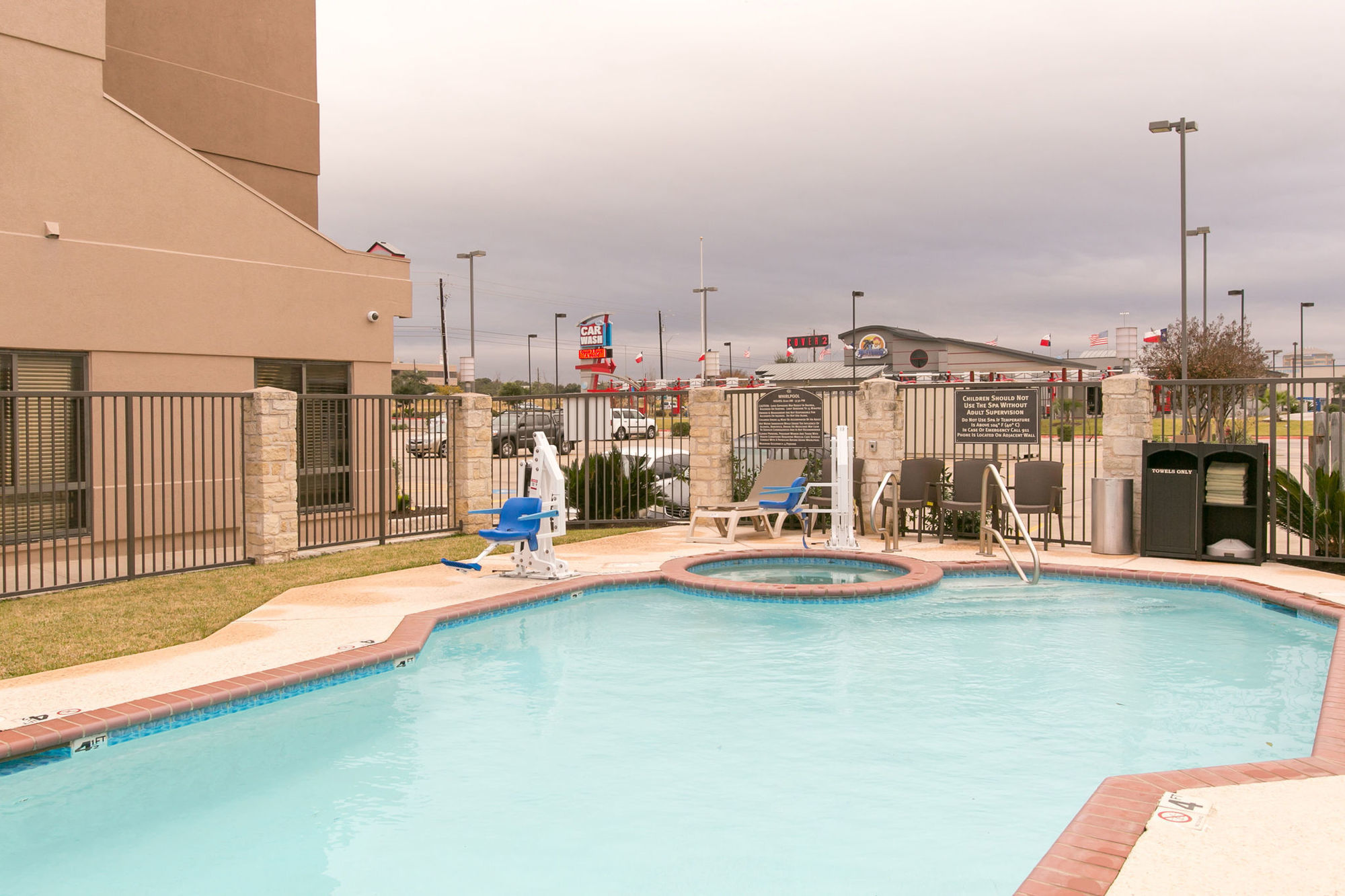 Comfort Suites Austin Nw Lakeline Facilities photo